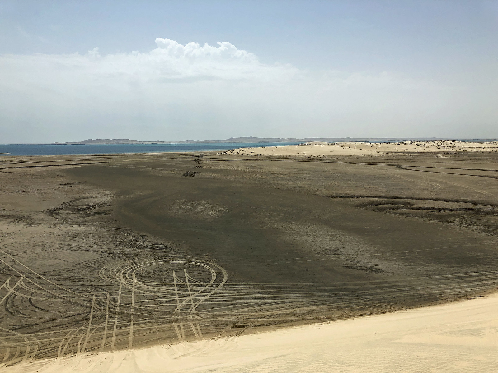 Khor Al Adaid: Qatar's inland sea and desert dunes